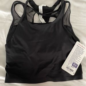 Lululemon size 4 crop tank bra